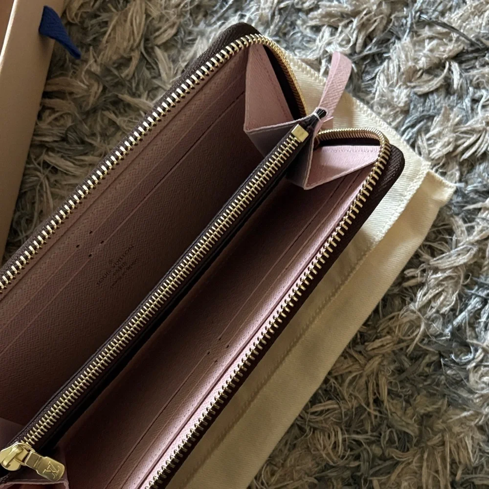 New ! Louis Vuitton Brown Monogram Long Zippy Wallet